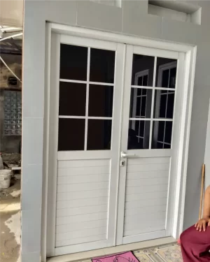 pintu double swing aluminium