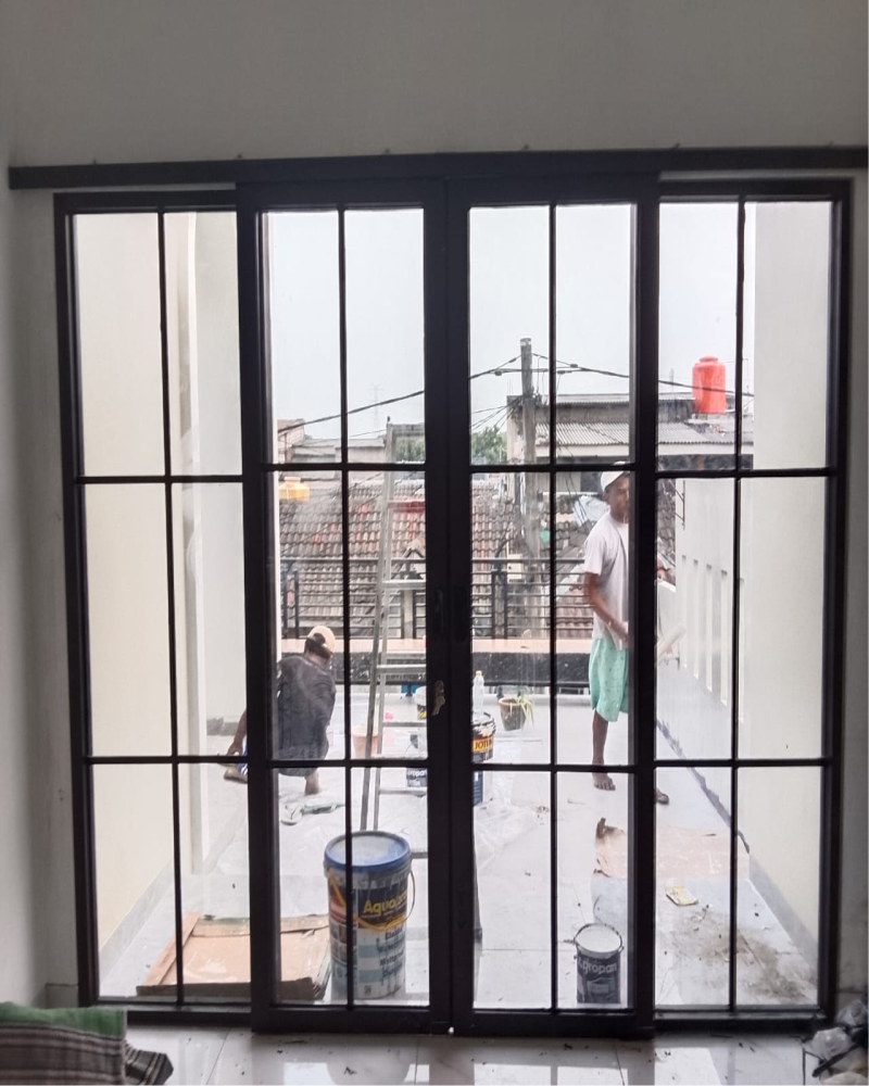 pintu sliding kaca 2 daun ornamen